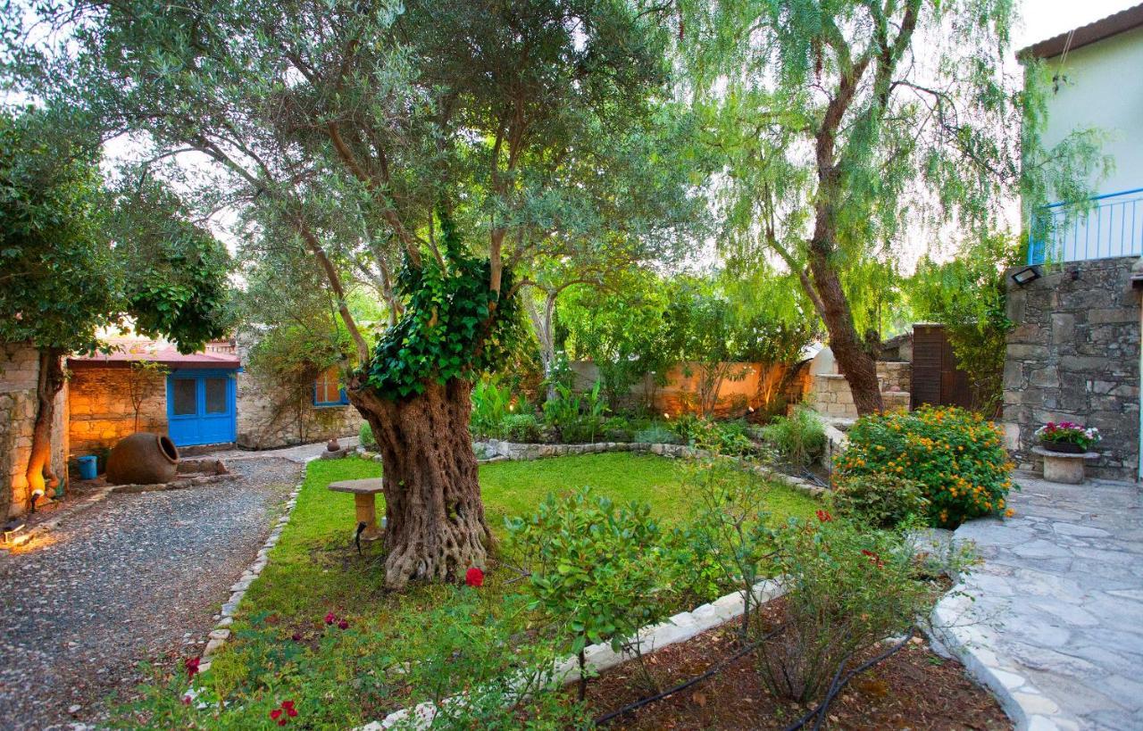 Cecilias Courtyard Vendégház Maliá Kültér fotó