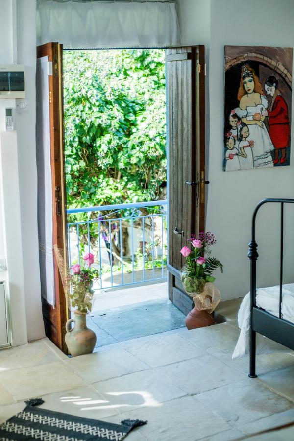 Cecilias Courtyard Vendégház Maliá Kültér fotó