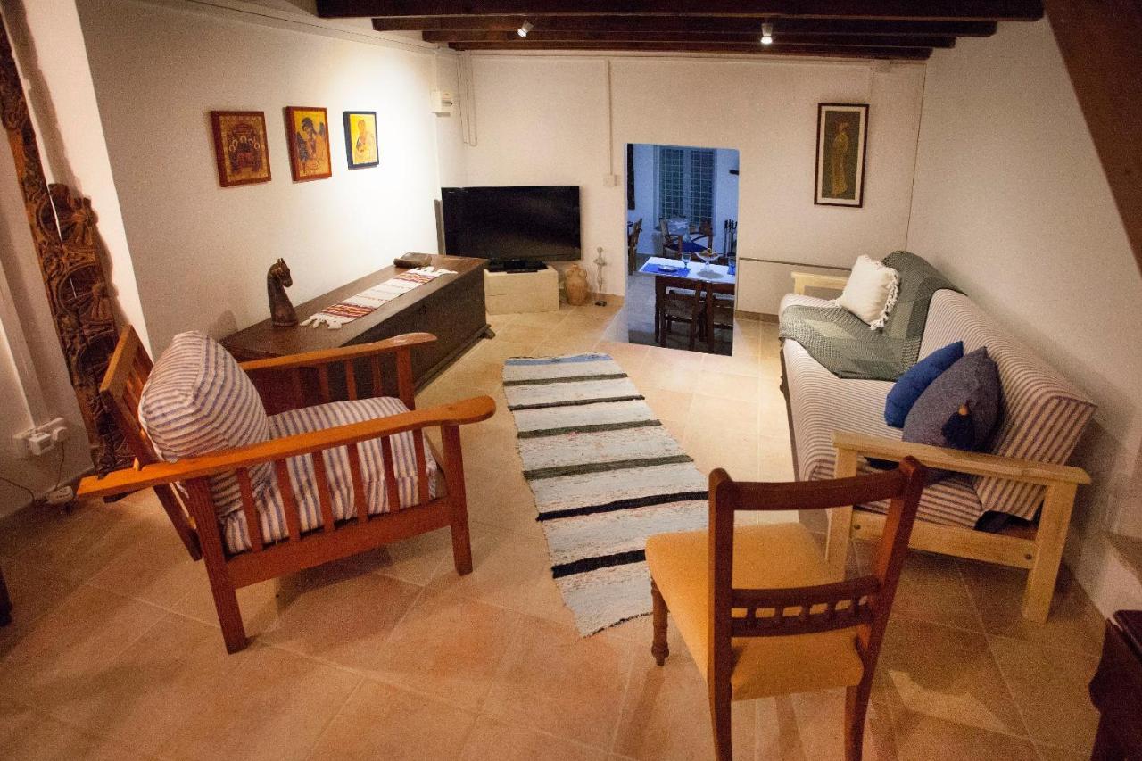 Cecilias Courtyard Vendégház Maliá Kültér fotó