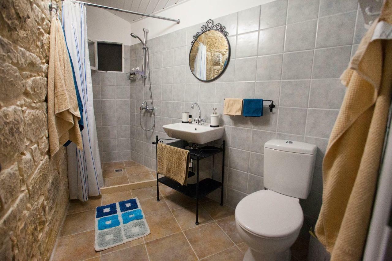 Cecilias Courtyard Vendégház Maliá Kültér fotó