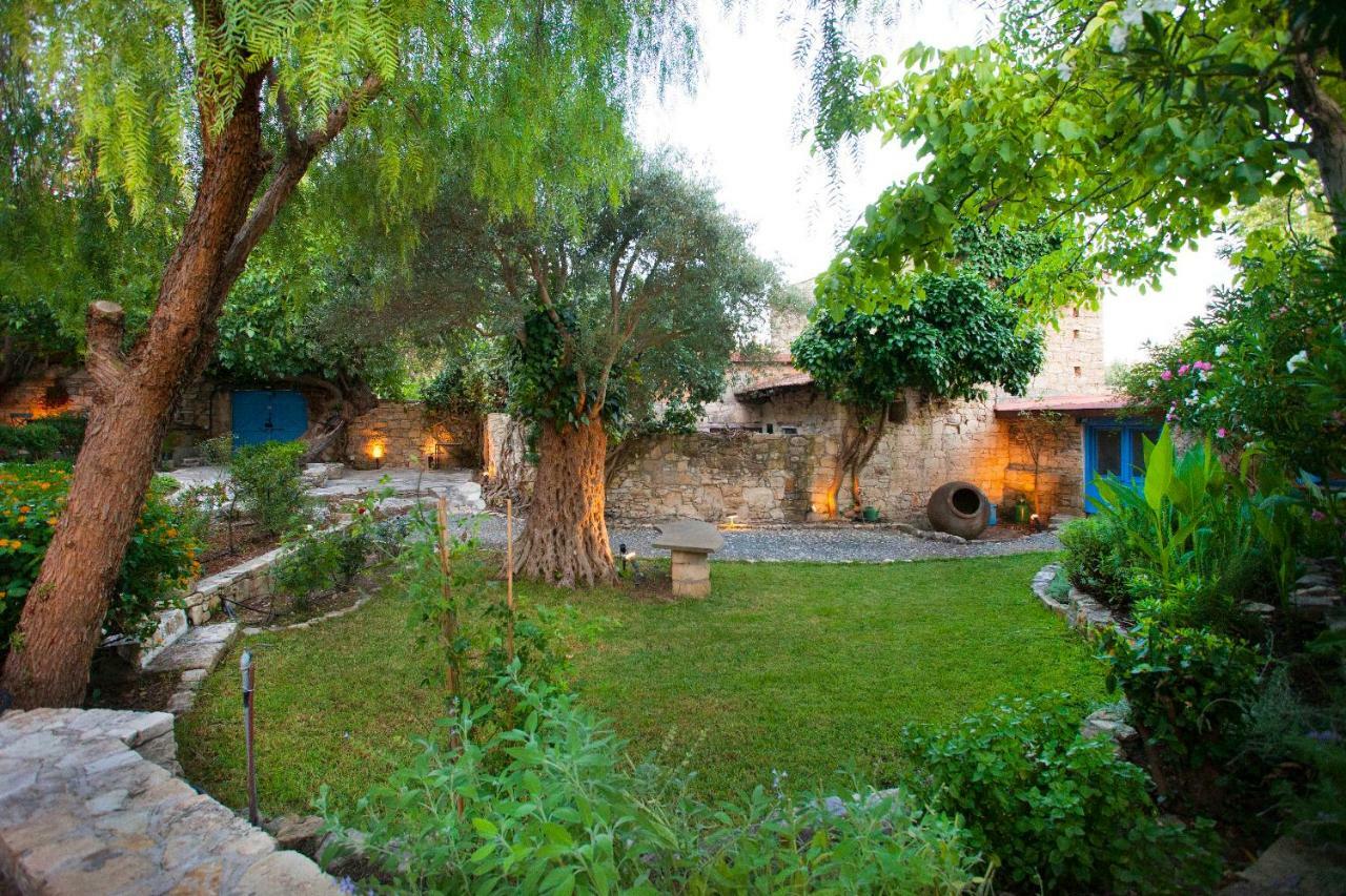 Cecilias Courtyard Vendégház Maliá Kültér fotó